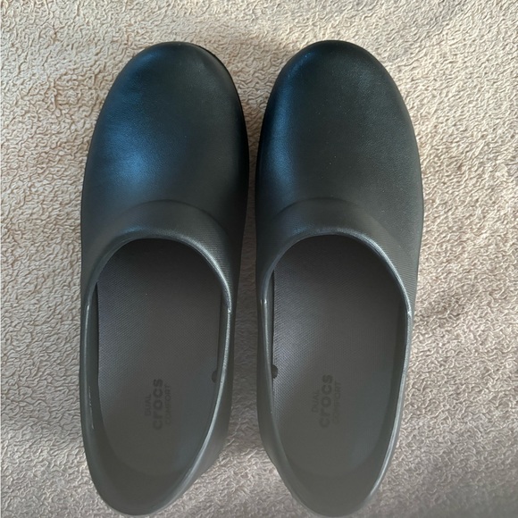 Crocs At Work - Picture 7 of 12